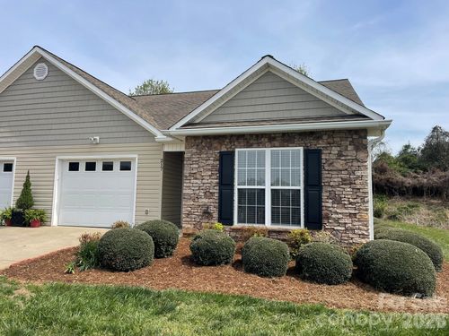 217 Abee St, Morganton, NC, 28655-0072 | Card Image