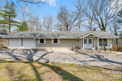 2203 Swiss Pine Lake Dr, Spruce Pine, NC, 28777-5440 | Card Image