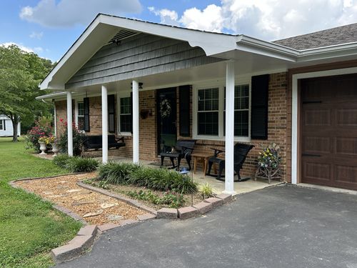 415 Moore Rd, Cookeville, TN, 38506-8226 | Card Image
