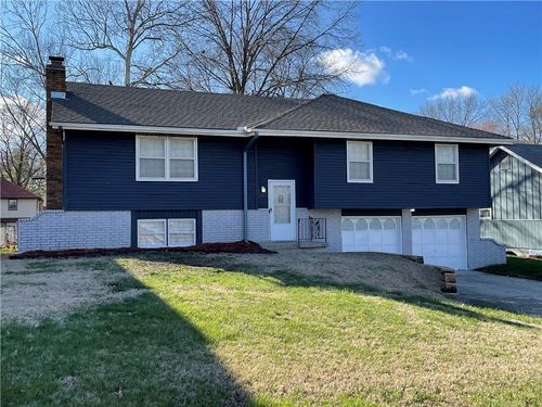 12506 Winchester Ave, Grandview, MO, 64030-2059 | Card Image