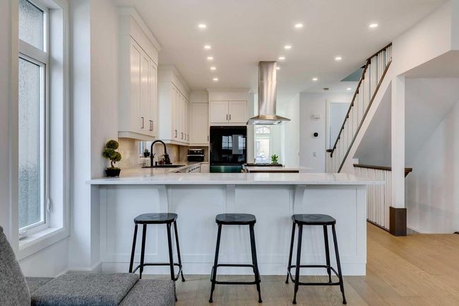 18 27 Avenue Sw, House other with 4 bedrooms, 4 bathrooms and 2 parking in Calgary AB | Image 16