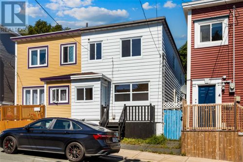 6 Franklyn Ave, St. John's, NL, A1C4K8 | Card Image