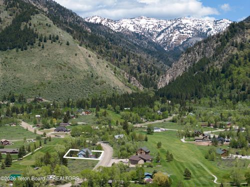 388 Middle Branch Dr, Star Valley Ranch, WY, 83127-8001 | Card Image