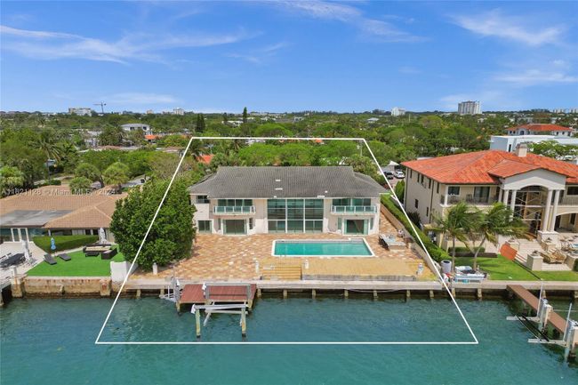 12455 Keystone Island Dr, House other with 7 bedrooms, 7 bathrooms and null parking in North Miami FL | Image 4