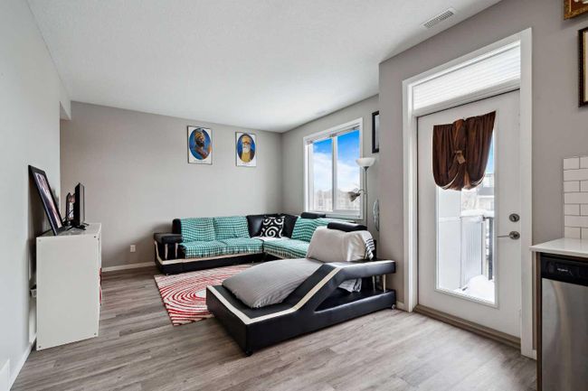 202 - 215 Redstone Ne, Home with 2 bedrooms, 2 bathrooms and 1 parking in Calgary AB | Image 9