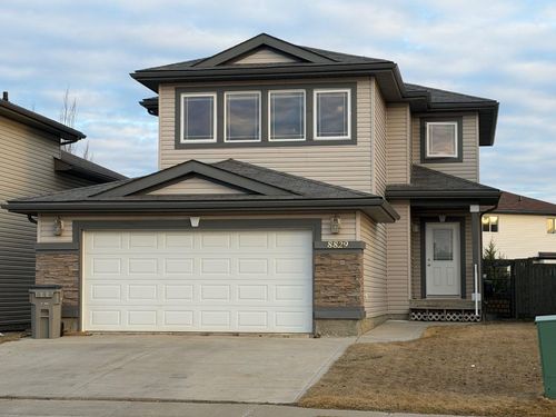 8829 89 Ave, Grande Prairie, AB, T8X0G5 | Card Image