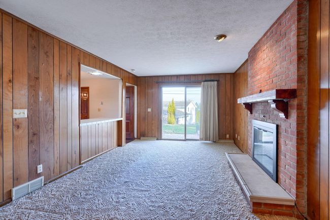 416 Crestview Dr Ne, House other with 4 bedrooms, 3 bathrooms and null parking in Lancaster OH | Image 25