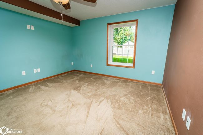 403 E Carleton St, House other with 6 bedrooms, 4 bathrooms and null parking in Toledo IA | Image 27