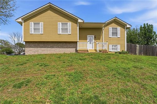 1117 N Ponca Drive, Independence, MO, 64056 | Card Image