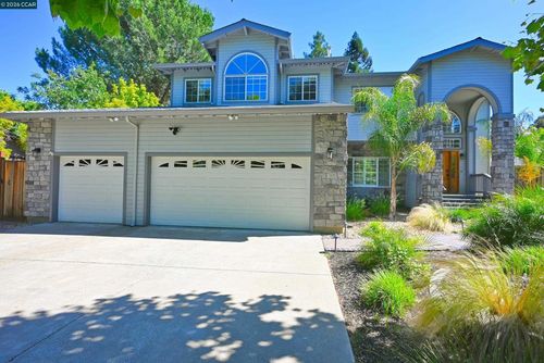 35 Harmony Ln, Walnut Creek, CA, 94597-2434 | Card Image