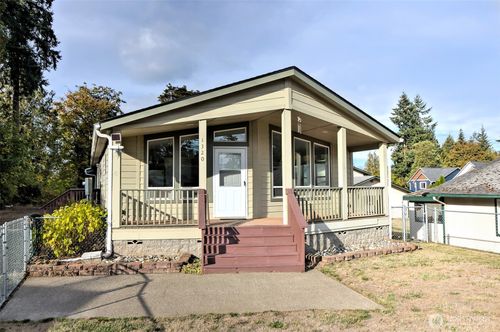 1320 Dickinson Ave, Shelton, WA, 98584-1620 | Card Image