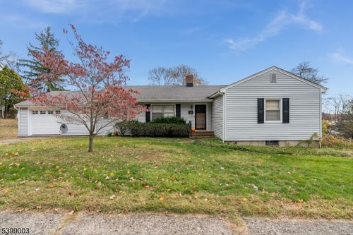 630 Old Boonton Rd, Boonton Twp, NJ, 07005-2072 | Card Image