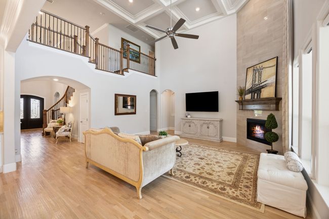 717 Sir Barton Trl, House other with 5 bedrooms, 6 bathrooms and null parking in Keller TX | Image 9