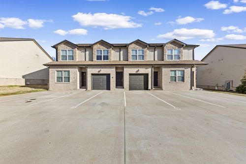279 Smithson Ln, Clarksville, TN, 37040-2159 | Card Image
