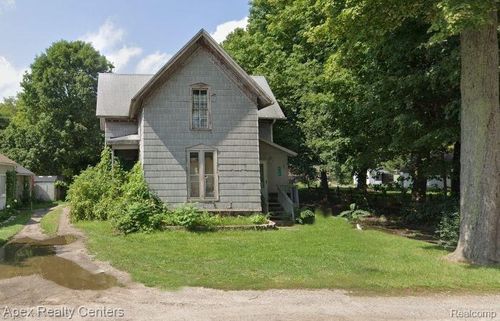 358 Broadway, Springfld Twp, MI, 48350-2518 | Card Image
