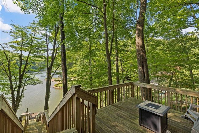 Extra Deck midway between Lake and House | Image 6