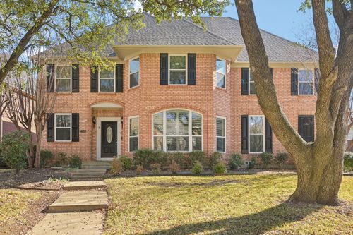 700 Pistachio Cir, Irving, TX, 75063-8445 | Card Image