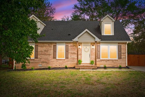 1189 Woodbridge Dr, Clarksville, TN, 37042-5936 | Card Image