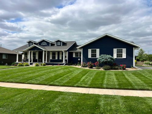 1007 Westbrook Dr, Norfolk, NE, 68701-2081 | Card Image