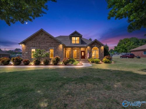 105 Patdean Dr, Huntsville, AL, 35811-8805 | Card Image