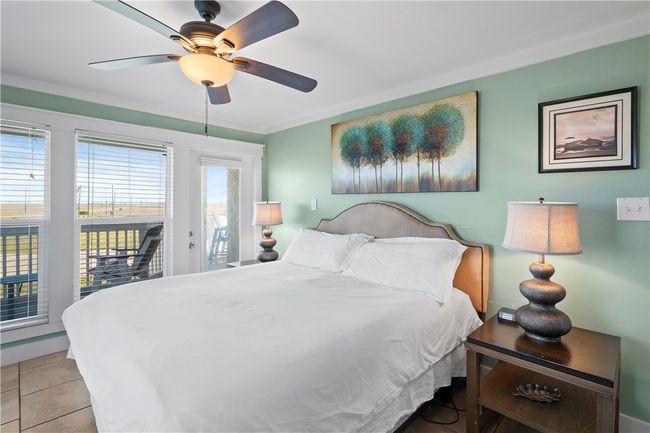 UNIT-101 - 6275 State Highway 361, Condo with 2 bedrooms, 2 bathrooms and null parking in Port Aransas TX | Image 19