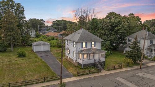 51 Rowell Ave, Beverly, MA, 01915-2921 | Card Image