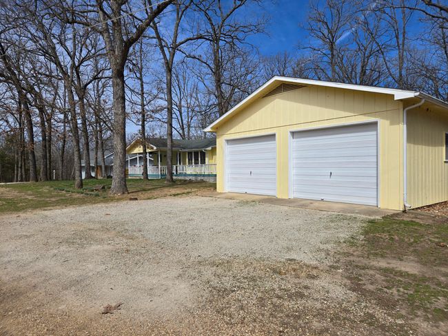 Garage | Image 25