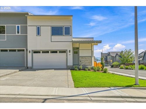200 Black Hawk Ct, Columbia City, OR, 97018-8719 | Card Image