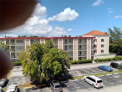 338 - 3001 Nw 48 Avenue, Condo with 1 bedrooms, 1 bathrooms and null parking in Lauderdale Lakes FL | Image 1