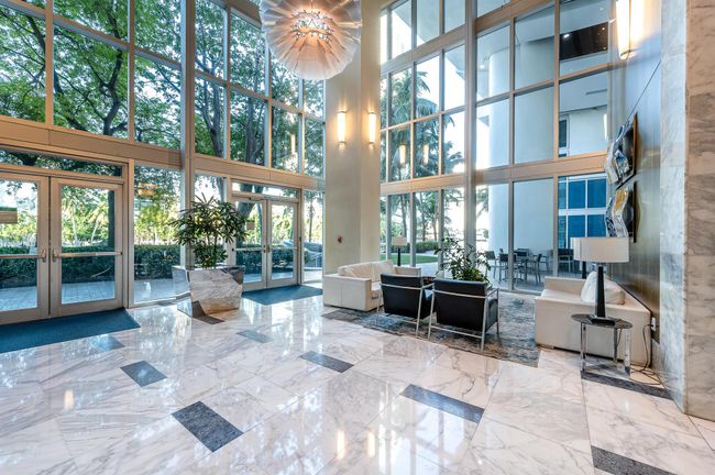 APT-4012 - 185 Sw 7 Th St, Condo with 2 bedrooms, 3 bathrooms and null parking in Miami FL | Image 35