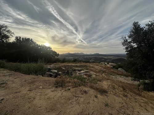 1088 Barona Rd, Lakeside, CA, 92040-1502 | Card Image