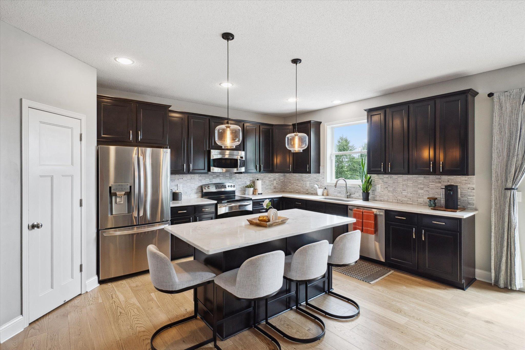 Hemlock Way, Chanhassen, MN 55317
