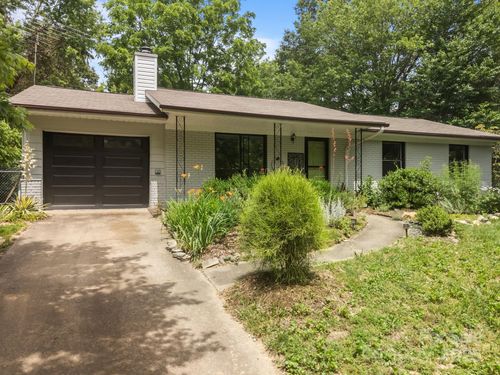 20 Summit Dr, Arden, NC, 28704-3016 | Card Image
