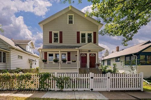 956 Juno Ave, Saint Paul, MN, 55102-3716 | Card Image