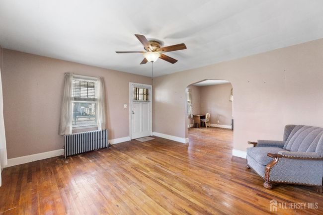 55 Washington Rd, House other with 4 bedrooms, 1 bathrooms and null parking in Sayreville NJ | Image 4