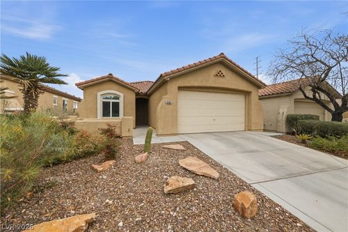 3682 Moonlit Rain Dr, Las Vegas, NV, 89135-7819 | Card Image