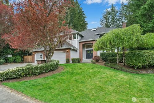 12837 197th Place Ne, Woodinville, WA, 98077 | Card Image