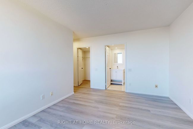 PH-201 - 1 Emerald Lane, Condo with 2 bedrooms, 2 bathrooms and null parking in Thornhill ON | Image 16