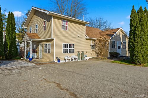 226 Roselawn St, Algonac, MI, 48001-1161 | Card Image