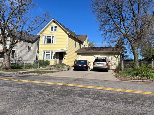 657 Plum St, Saint Paul, MN, 55106-6219 | Card Image