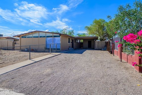 3738 E Garden St, Tucson, AZ, 85713-2454 | Card Image