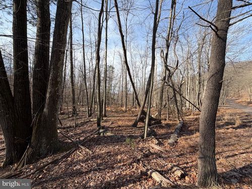 650 Aspen Dr, Zion Grove, PA, 17985-9321 | Card Image