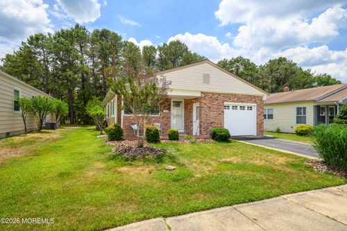 75 Chesterfield Ln, Toms River, NJ, 08757-6509 | Card Image