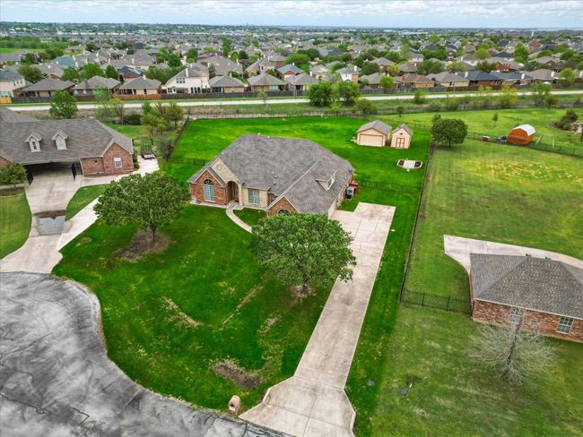 1+ acre CUL-DE-SAC lot with extended drive! | Image 5