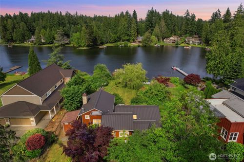 2904 222nd Pl Se, Sammamish, WA, 98075-7146 | Card Image