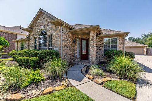 9210 Skipping Stone Ln, Houston, TX, 77064-7481 | Card Image