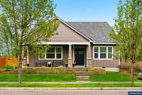 1607 Wood Duk St, Silverton, OR, 97381 | Card Image