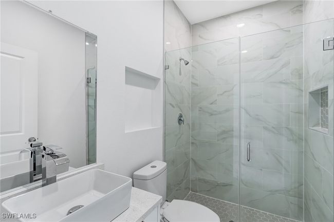 6032 Keystone Circle, House other with 4 bedrooms, 2 bathrooms and null parking in Labelle FL | Image 24