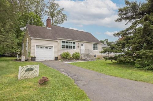 129 Lt Cox Dr, Pearl River, NY, 10965-1714 | Card Image
