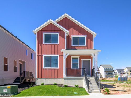 140-1547 S 900 W, Clearfield, UT, 84015-7071 | Card Image